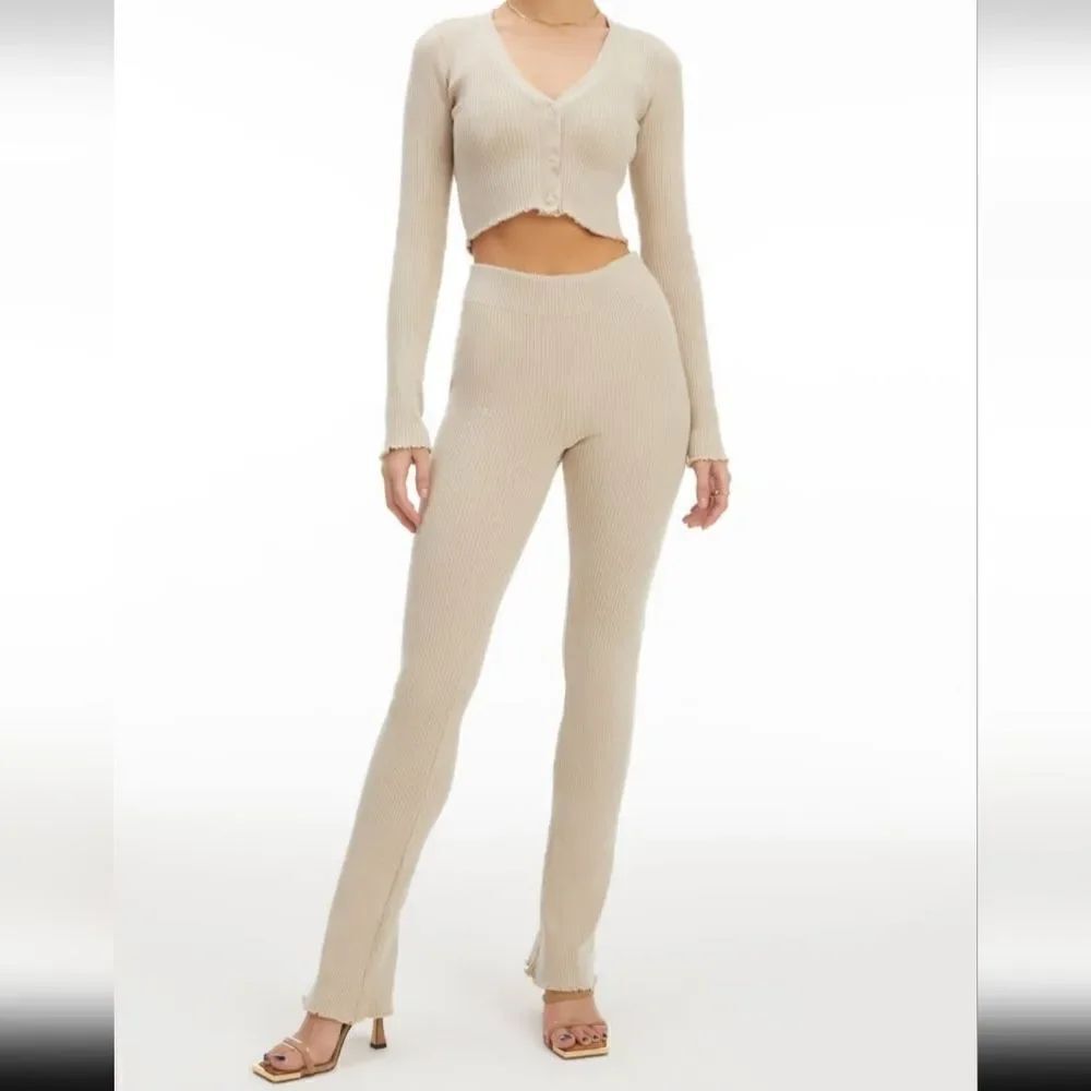 Good American Flare Knit Pants
